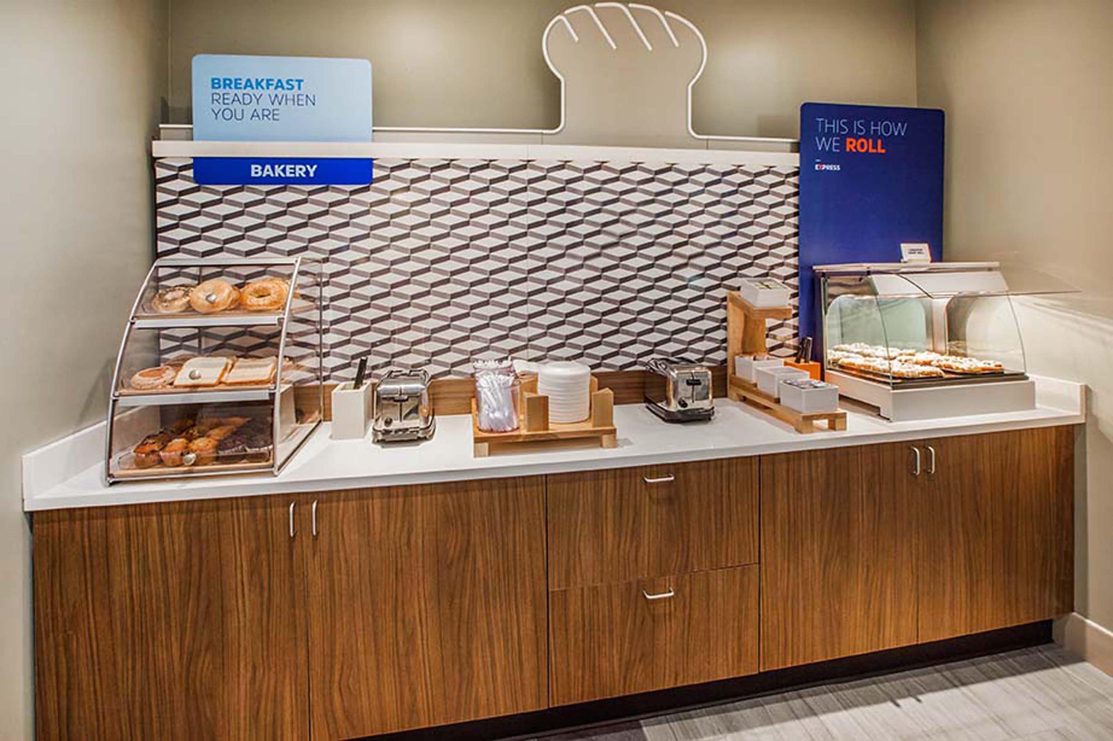 Holiday Inn Express & Suites Fort Worth North - Northlake By Ihg Екстериор снимка